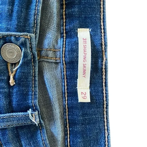 Levi’s 311 Shaping Skinny Woman’s Jeans. Size 29. - Picture 8 of 9